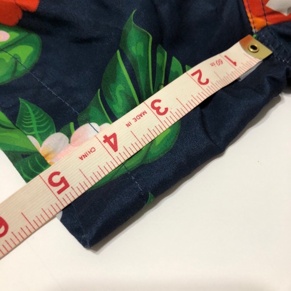 NWT Houston Astros Swim Trunks for Men
Size Medium - Picture 16 of 16